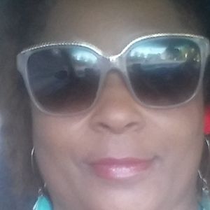 Meet your Posher, Shelly